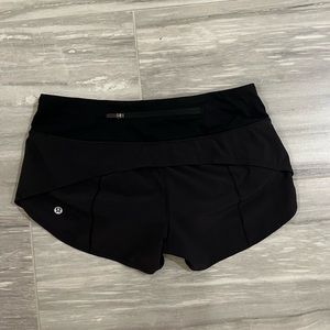 Lululemon Speed Up black shorts low rise